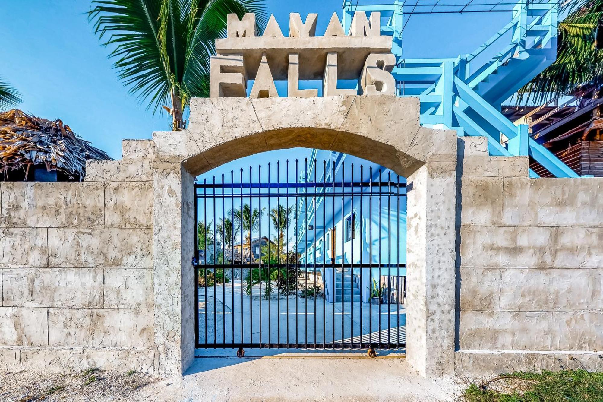 Mayan Falls Кей-Колкер Номер фото